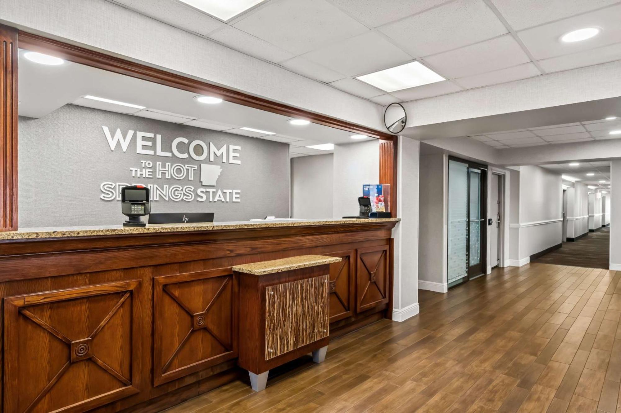 Hampton Inn Jonesboro Exterior photo