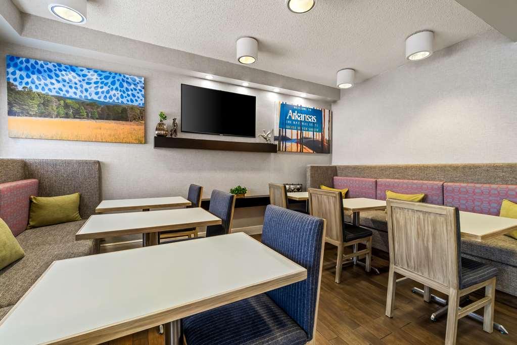 Hampton Inn Jonesboro Restaurant photo